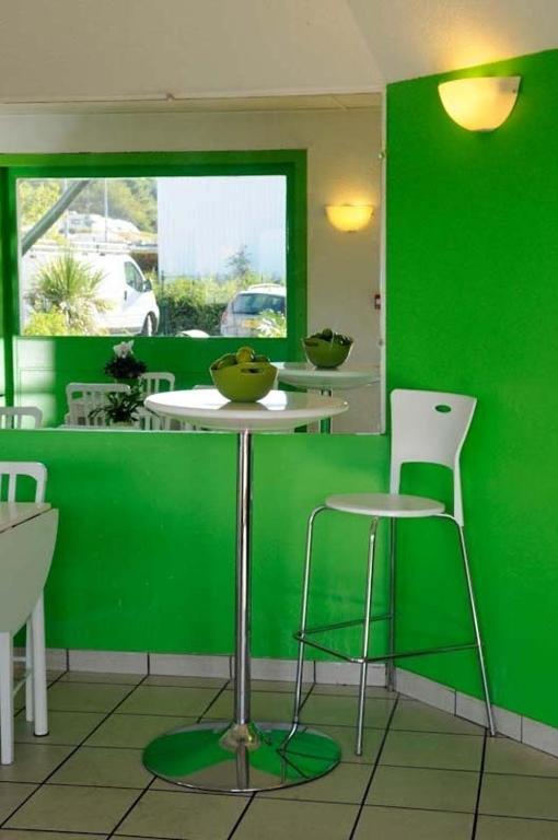 Lemon Hotel Tarascon Exterior photo